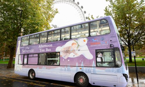The Snowman™ Afternoon Tea Bus Tour a Londres
