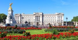 Fachada del Palacio de Buckingham y entrada incluida en el tour Londres Real