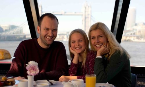 Crucero con Té de la Tarde en Londres