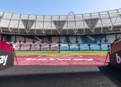 Vista del terreno de juego y de las gradas del London Stadium durante el tour.