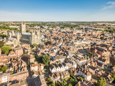 Vista aérea de la ciudad medieval de Canterbury