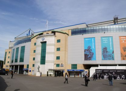 Vista de la fachada de Stamford Bridge, el estadio del Chelsea Football Club.
