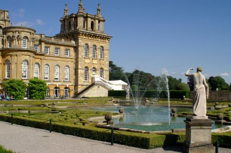 Jardines y fuentes del Palacio de Blenheim, tour de las Cotswolds