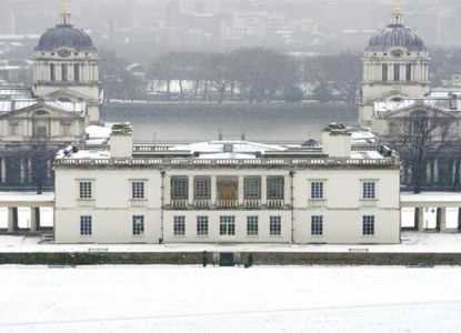 Greenwich nevado: la Queen's House y las cúpulas del Old Royal Naval College bajo la nieve.