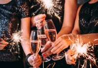 Cena de Nochevieja en Londres con crucero y fuegos artificiales a bordo del Cyclone Clipper