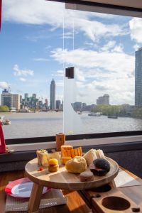 Té de la tarde en autobús con gira panorámica de Londres