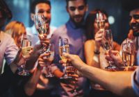 Cena de Fin de Año en Londres con crucero y fuegos artificiales a bordo del Sarpedon