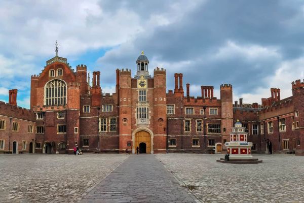 Hampton Court Palace