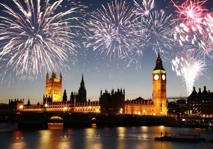 Crucero de Nochevieja por el Támesis con espectáculo de fuegos artificialese a bordo del Thomas Doggett