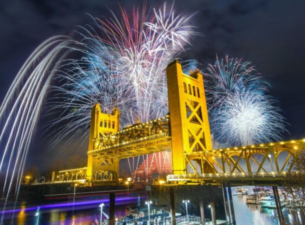 Nochevieja Londres 2025 a bordo del HMS Wellington